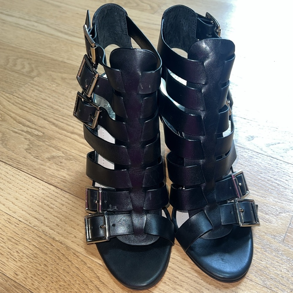 Vince Camuto Black Strappy Gladiator Wedge Sandals with Buckles – Size 8.5M - Picture 2 of 12